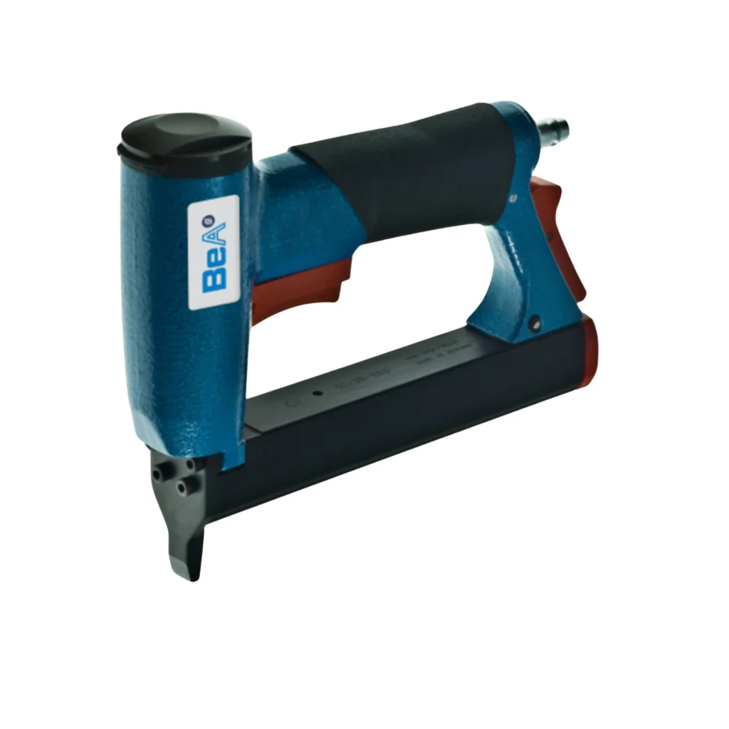 BeA 90/25-552 Pneumatic Stapler – 10–25mm compressed air stapler for roofing, framing, and joinery tasks