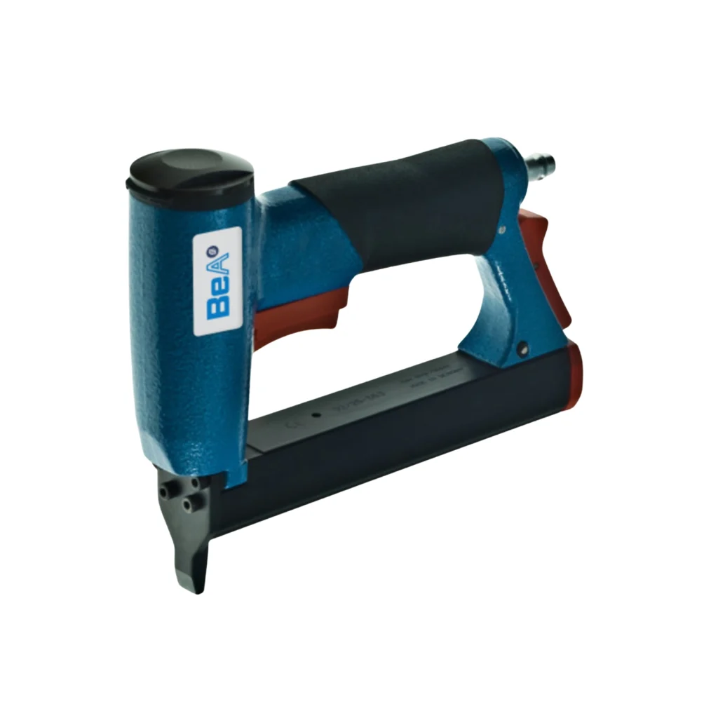 BeA 97/25-550 pneumatic stapler with ergonomic grip and bottom-loading magazine for 10–25mm staples – side view