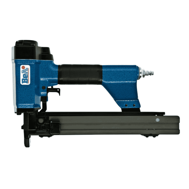 BeA 92/40-722 pneumatic stapler, side view with top-loaded magazine and depth adjuster — drives BeA 92 staples (15–40mm) for carpentry, joinery, roofing and wood packaging — Air Gun Services NZ