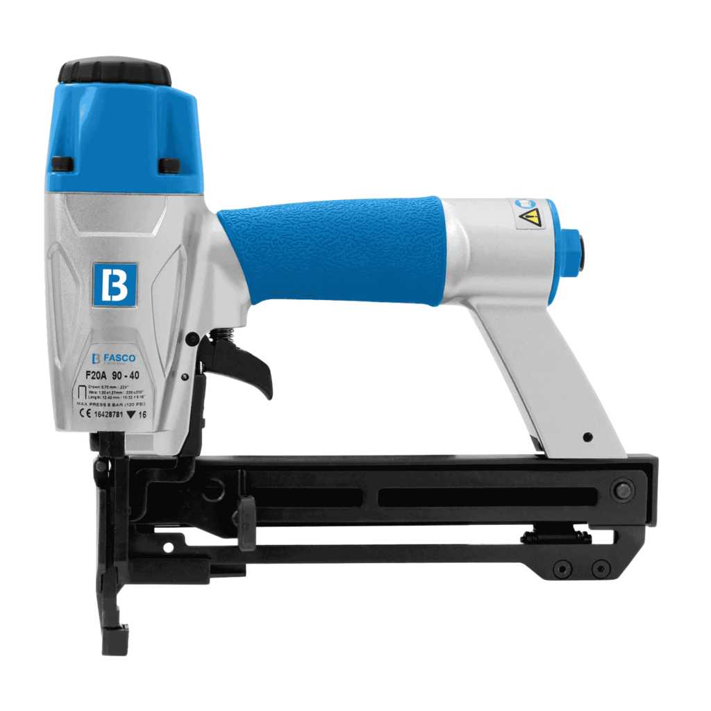 Fasco F20A 90-40 FS narrow-crown pneumatic stapler with slim nose and 135-shot bottom-load magazine — fires 90-series 12–40 mm staples for trim, furniture and panels — Air Gun Services NZ