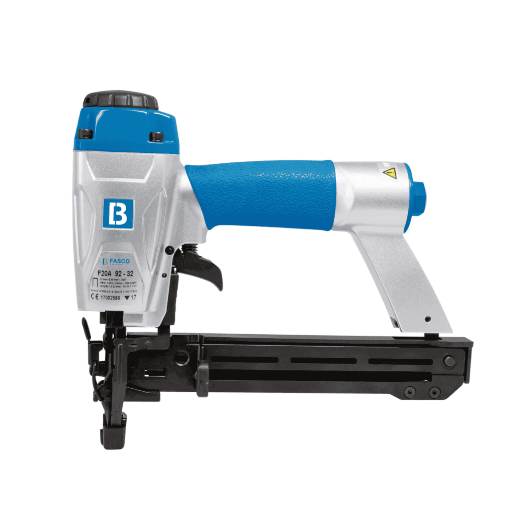 Fasco F20A 92-32 FS medium-wire pneumatic stapler, slim nose and bottom-loading 135-shot magazine, designed for furniture, panels and interior trim — Air Gun Services NZ