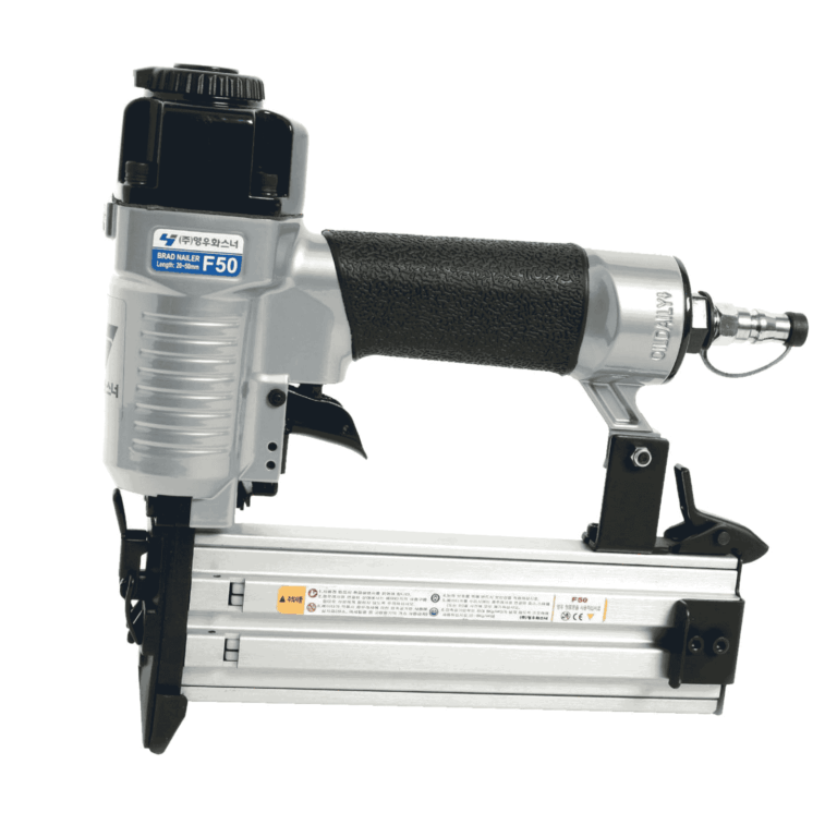 Youngwoo F50 18-gauge F-pin pneumatic brad nailer driving 15–50 mm pins with safety nose and lightweight aluminium body — Air Gun Services NZ
