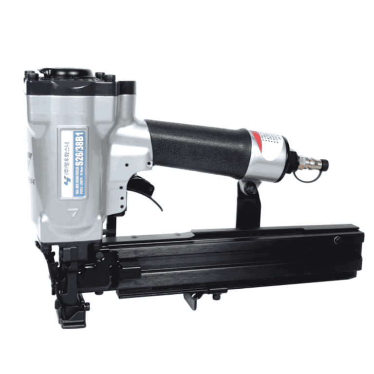 Youngwoo S26/38B1 16-gauge wide-crown pneumatic construction stapler, drives 16–38 mm staples; 2.6 kg tool for lathing, sheathing and subfloors — Air Gun Services NZ